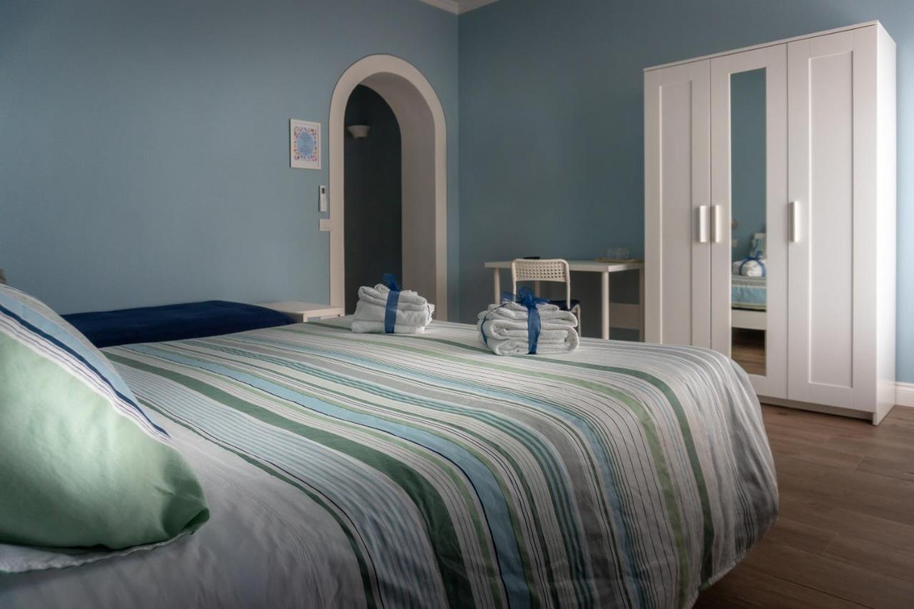 La Rosa Tra I Laghi B&B Meina Kültér fotó